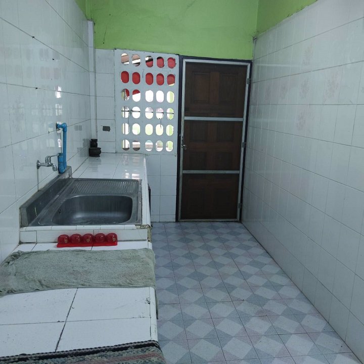 ขายทาวน์เฮ้าส์-2-ชั้น-หมู่บ้านอินทราวิลล่า-ใกล้ถนนกลัปพฤติ-เดินทางสะดวก