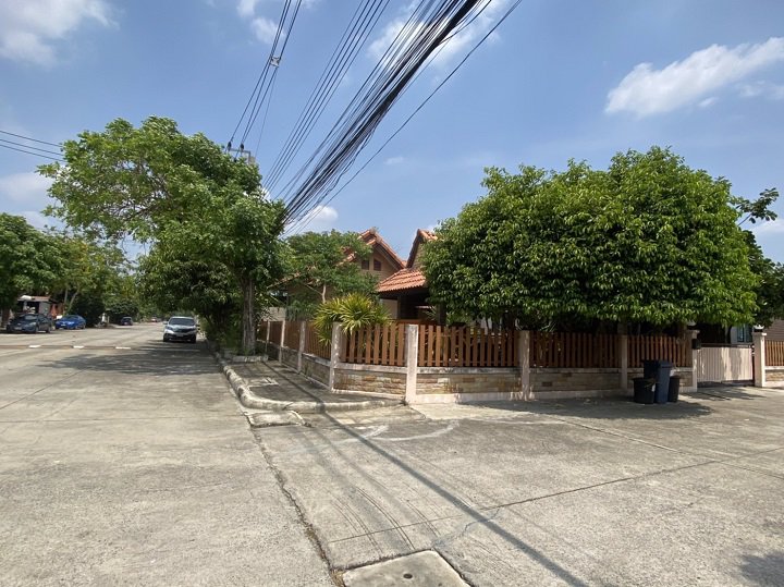 ขายด่วน-ขายขาดทุน-หมู่บ้านเกษมสุข-ลำลูกกา-39-ล้าน-2-หลังรวมกัน