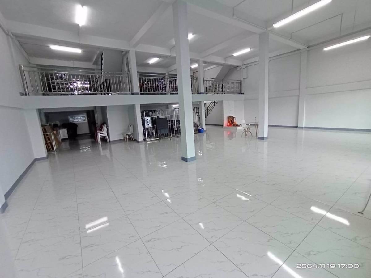 ขายอาคารพาณิชย์3คูหา-ติดถนนรามอินทรา-ติดรถไฟฟ้าสายสีชมพู-ไกล้แฟชั่นไอแลนด์-รามอินทรา