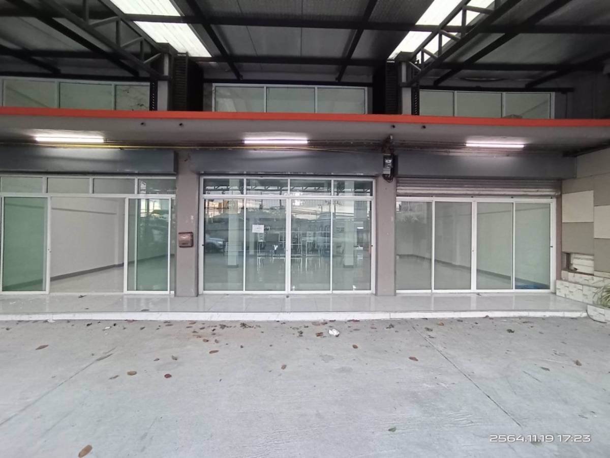 ขายอาคารพาณิชย์3คูหา-ติดถนนรามอินทรา-ติดรถไฟฟ้าสายสีชมพู-ไกล้แฟชั่นไอแลนด์-รามอินทรา