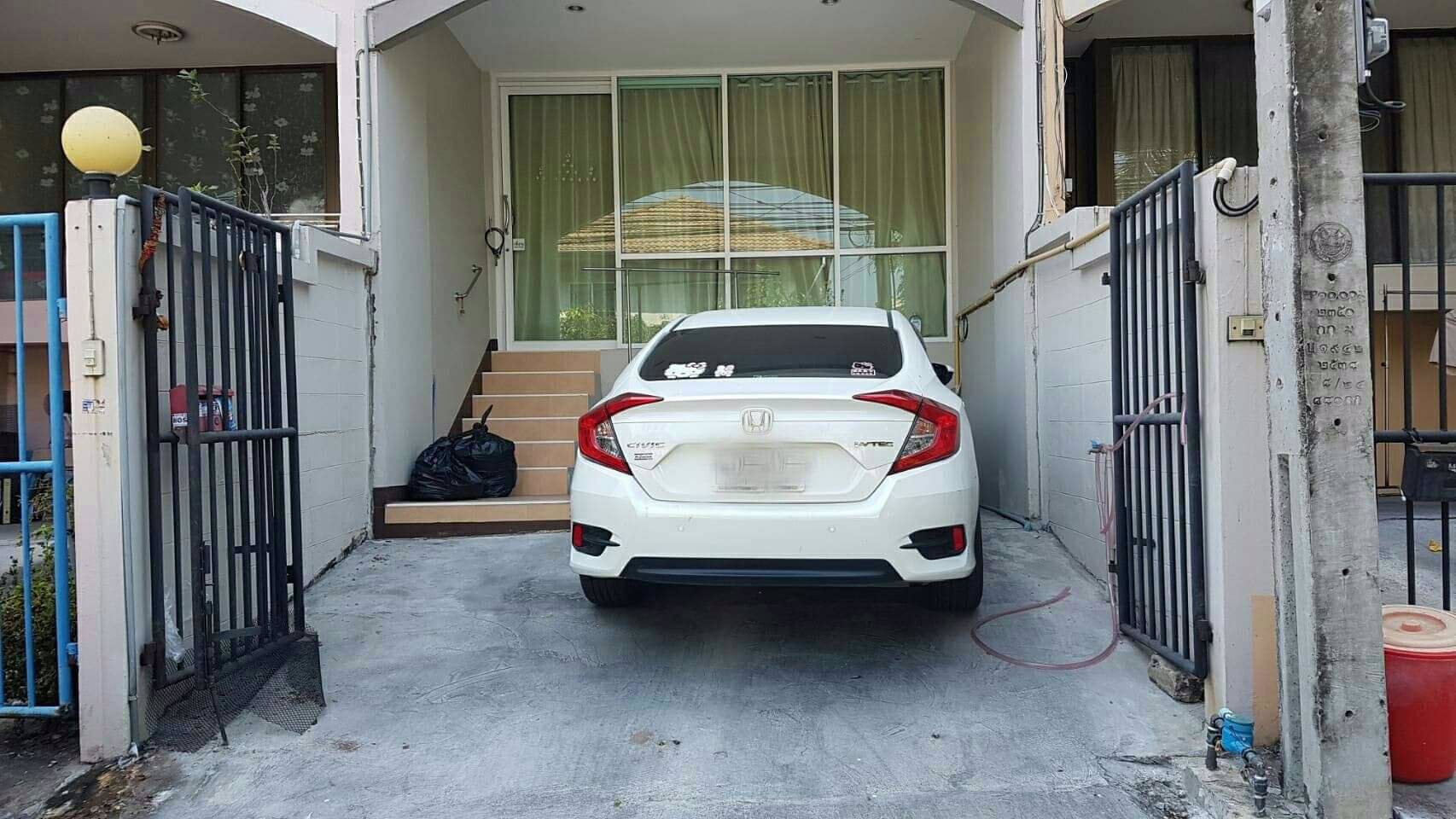 ให้เช่าทาวน์โฮม-ซวชิรธรรมสาธิต51