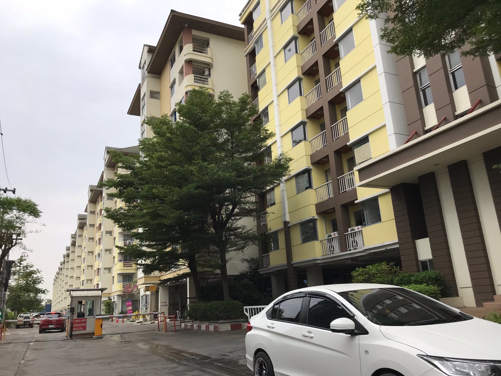 ให้เช่าคอนโด-คูณสุขวิลล์-นวมินทร์-157-4500-ต่อเดือน-ติดต่อคุณ-ดวงพร-092-282-8864