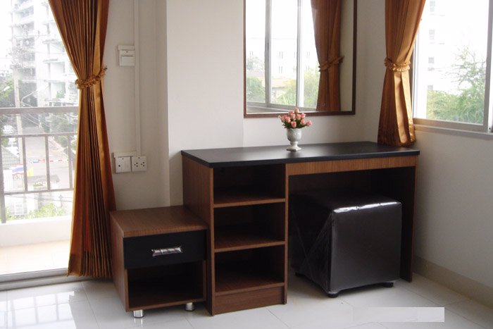 nawarin-ratchada-apartment-อพาร์ทเม้นท์-รัชดา-20-ใกล้รถไฟฟ้า-mrt