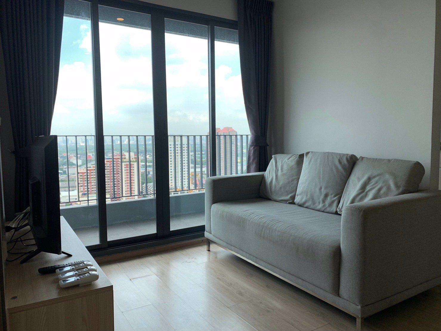 出租for-rent-ideo-o2-2bed-size-47sqm-27-fl-c-building