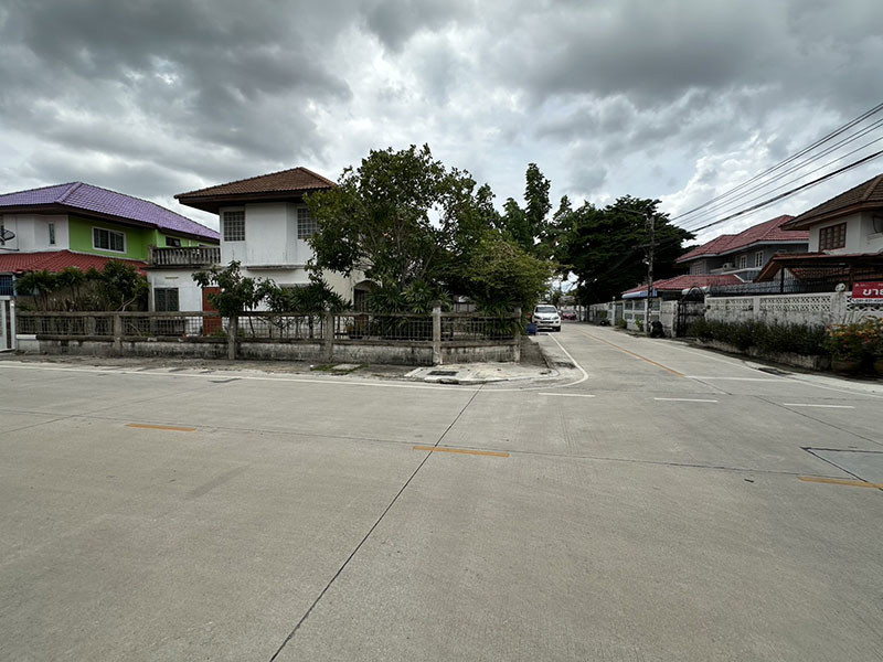 ขายบ้านพร้อมที่ดิน-หมู่บ้าน-บ้านบัวทอง-ถนนเลียบคลองบางไผ่