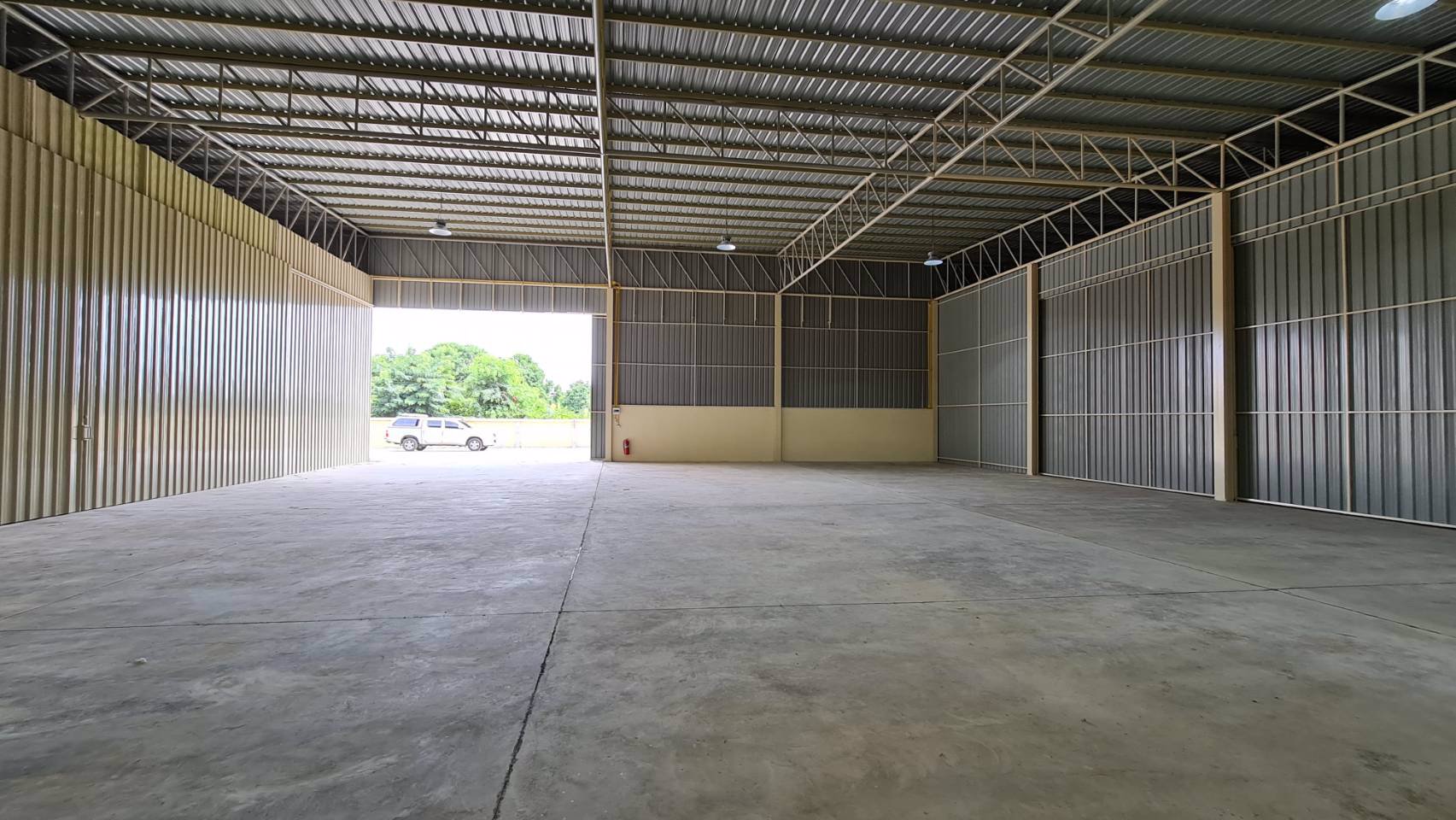 โกดังให้เช่า-ขนาด-พื้นที่-400-1200ตารางเมตร