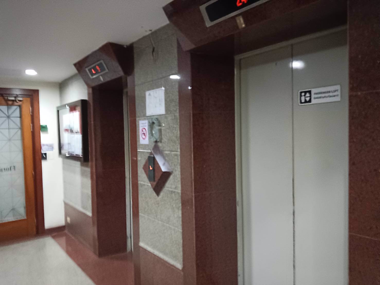 ขายออฟฟิศ-อยู่ในตึก-คอนโด-ฟลอร่าวิลล์-พัฒนาการซอย-51