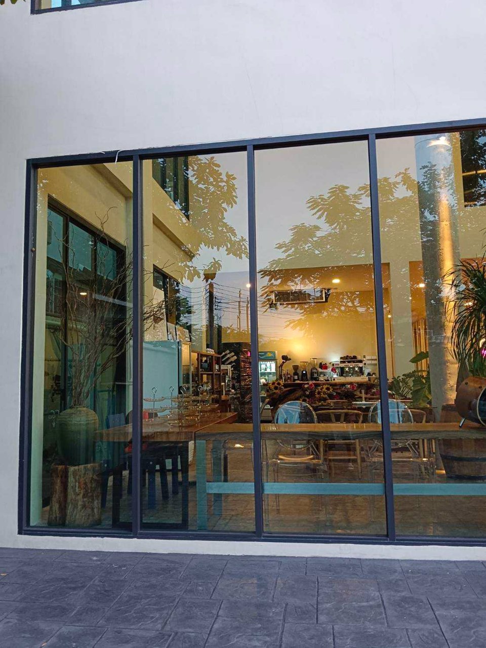 ขายอาคาร-3-ชั้น-เลียบ-มอเตอร์เวย์-พัฒนาการ-พระราม-9