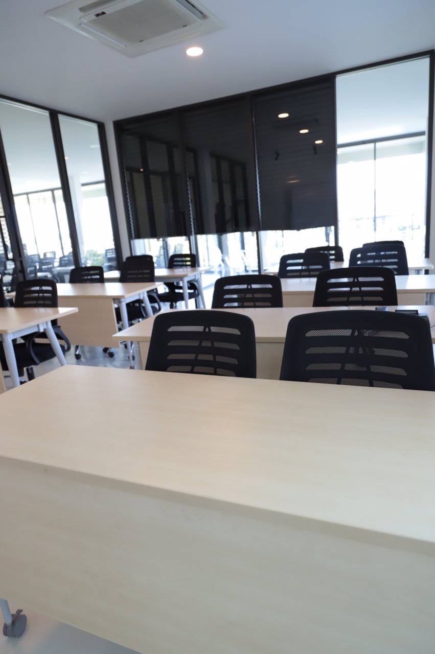 ขายอาคาร-3-ชั้น-เลียบ-มอเตอร์เวย์-พัฒนาการ-พระราม-9