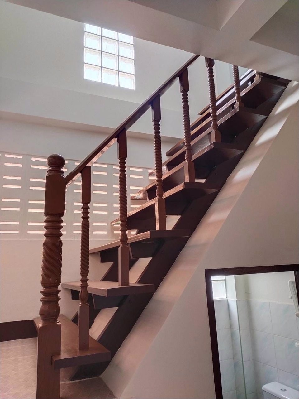 ขายบ้านตึก-3-ชั้น-พื้นที่-36-ตรว