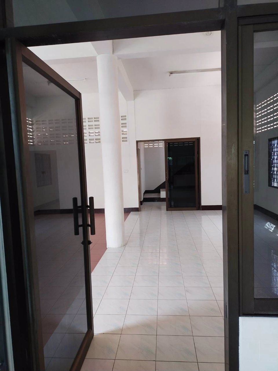 ขายบ้านตึก-3-ชั้น-พื้นที่-36-ตรว