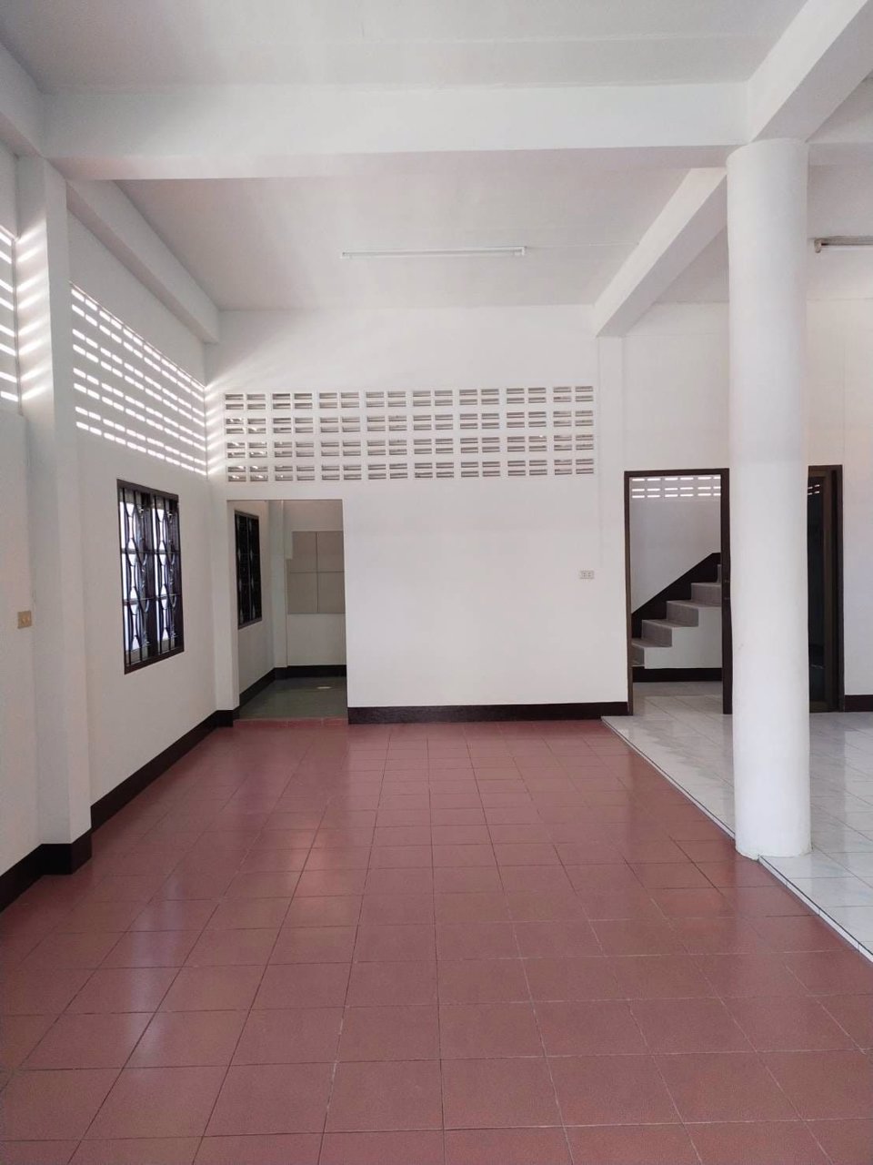 ขายบ้านตึก-3-ชั้น-พื้นที่-36-ตรว