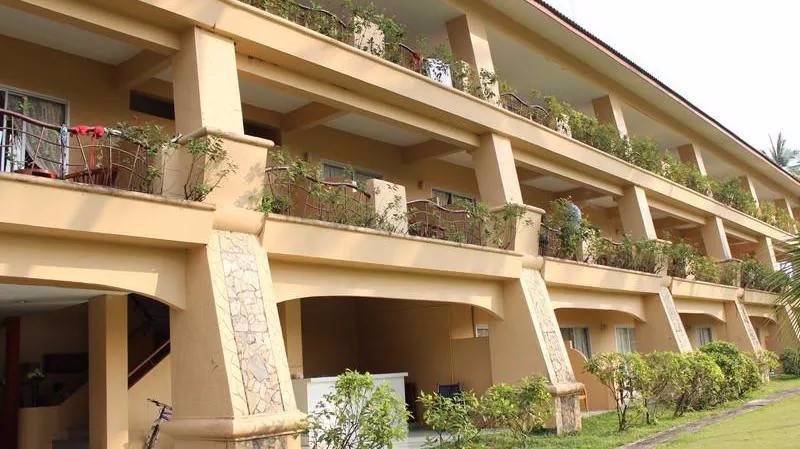 ขายที่ดินพร้อมโรงแรมบนเกาะช้าง-ติดหาดทราย-หาดไก่แบ้