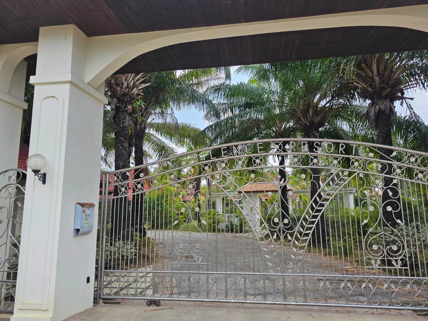 ขายที่ดินพร้อมสิ่งปลูกสร้างห้วยใหญ่-เขาชีจรรย์-พัทยา