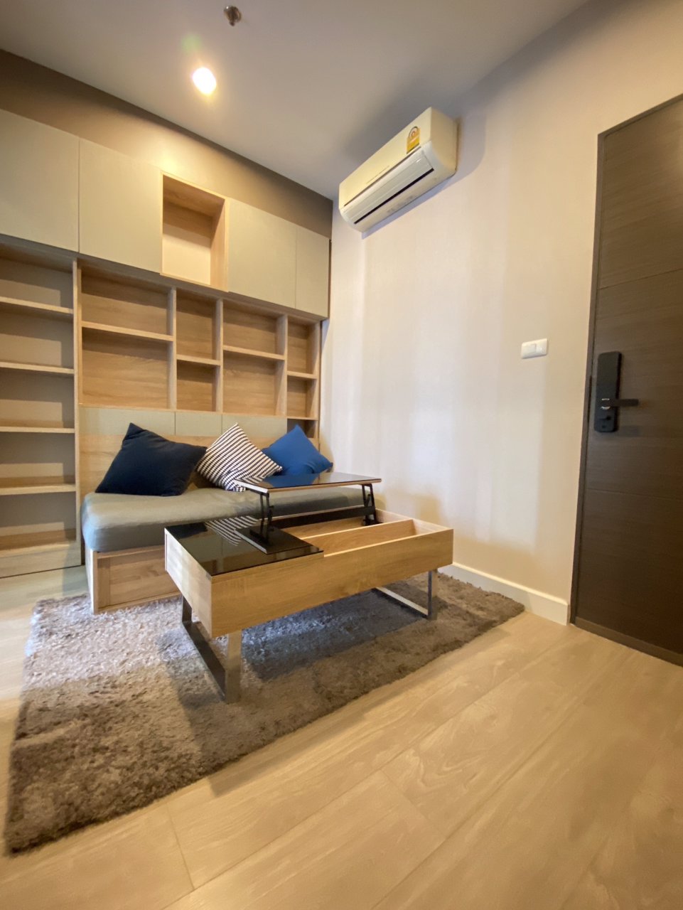 ขายคอนโด-metro-sky-ประชาชื่น-1-ห้องนอน-1-ห้องน้ำ-2906-ตรม-ขายเพียง-21-ลบ-ใกล้-mrt-บางซ่อน