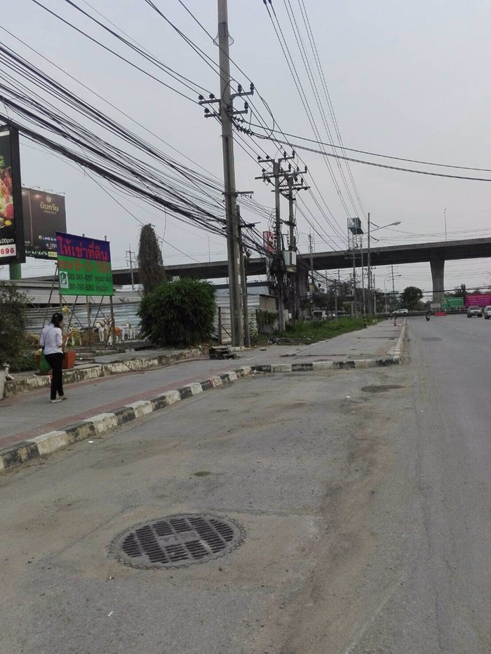 ให้เช่า-ที่ดิน-7-ไร่-ถมแล้ว-ติดรถไฟฟ้า-2-สาย-บางนา-กิโลเมตรที่-4-พื้นที่หน้ากว้าง-ติดถนน