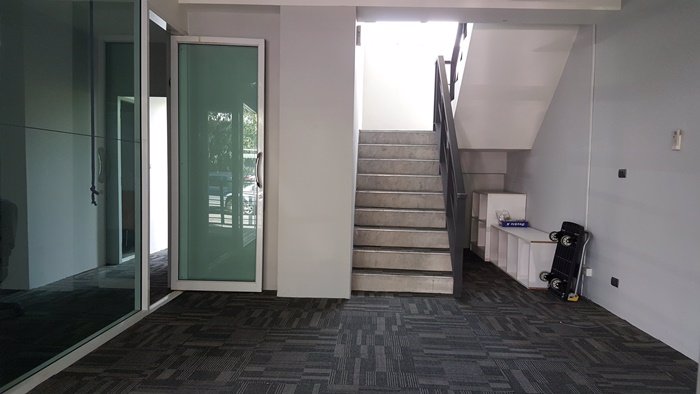 ให้เช่า-ออฟฟิศ-สำนักงาน-บี-สแควร์-พระราม-9-เหม่งจ๋าย-ทำเลพระราม-9-เหม่งจ๋าย-พร้อมเฟอร์นิเจอร์สำนัก