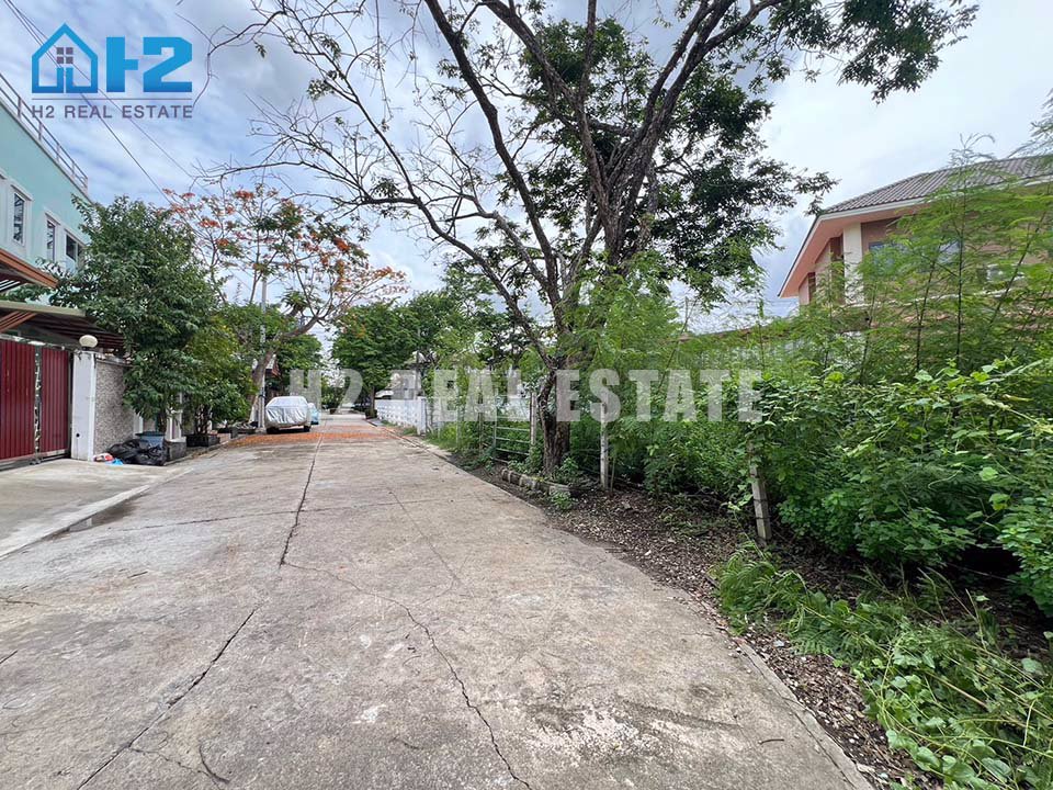 ขายที่ดินเปล่าถมแล้ว-ถนนเพชรเกษม82-ในหมู่บ้านศุภวรรณ-เพรสทีส-บางแค-ที่ดินอยู่ติดด้านหลังเดอะมอลล์บาง