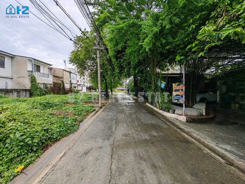 ขายถูกที่ดิน-พร้อมสิ่งปลูกสร้าง-เนื้อที่-21550-ตรว-สี่เหลี่ยมสวย-ซอยพหลโยธิน50-แยก1