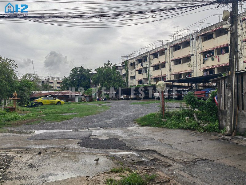 ขายถูกที่ดิน-พร้อมสิ่งปลูกสร้าง-เนื้อที่-21550-ตรว-สี่เหลี่ยมสวย-ซอยพหลโยธิน50-แยก1