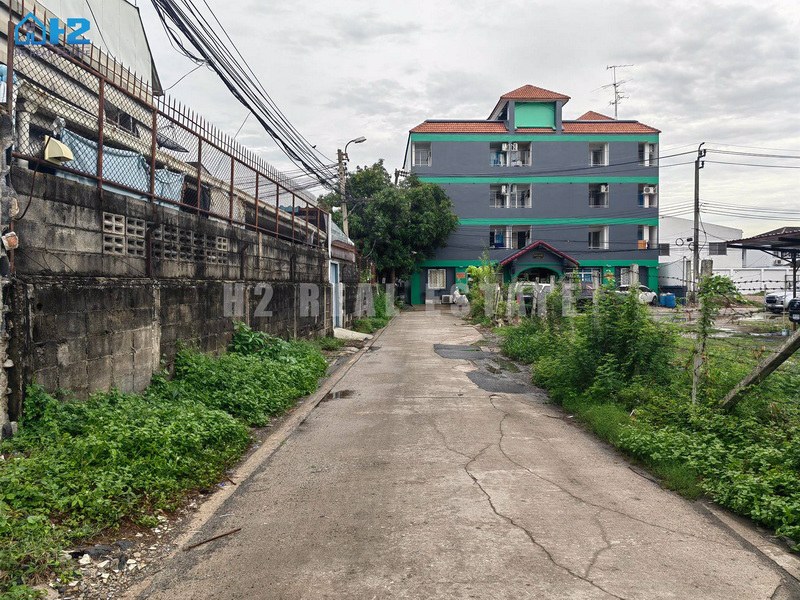 ขายถูกที่ดิน-พร้อมสิ่งปลูกสร้าง-เนื้อที่-21550-ตรว-สี่เหลี่ยมสวย-ซอยพหลโยธิน50-แยก1