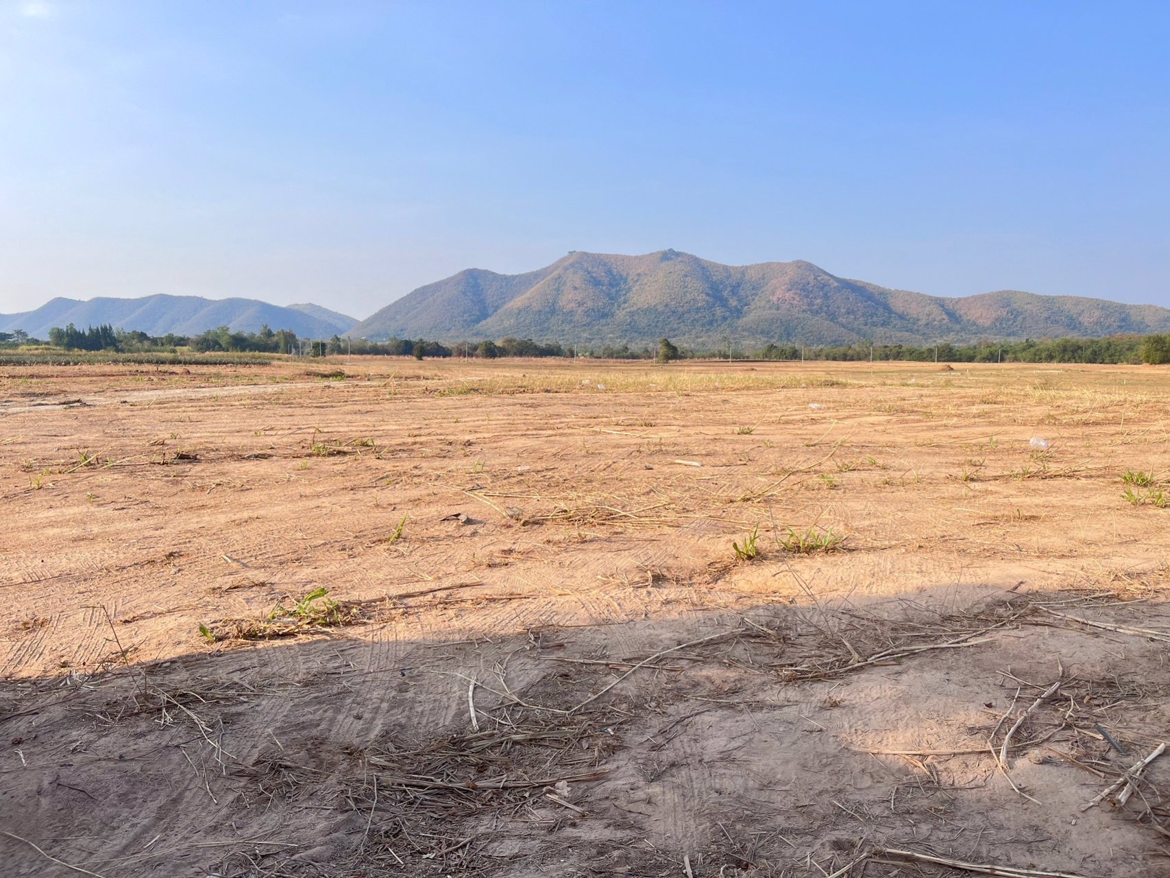 มาแล้วค่ะของดีมีน้อยนะค่ะ-วิวเขาดอกไม้สวยๆ