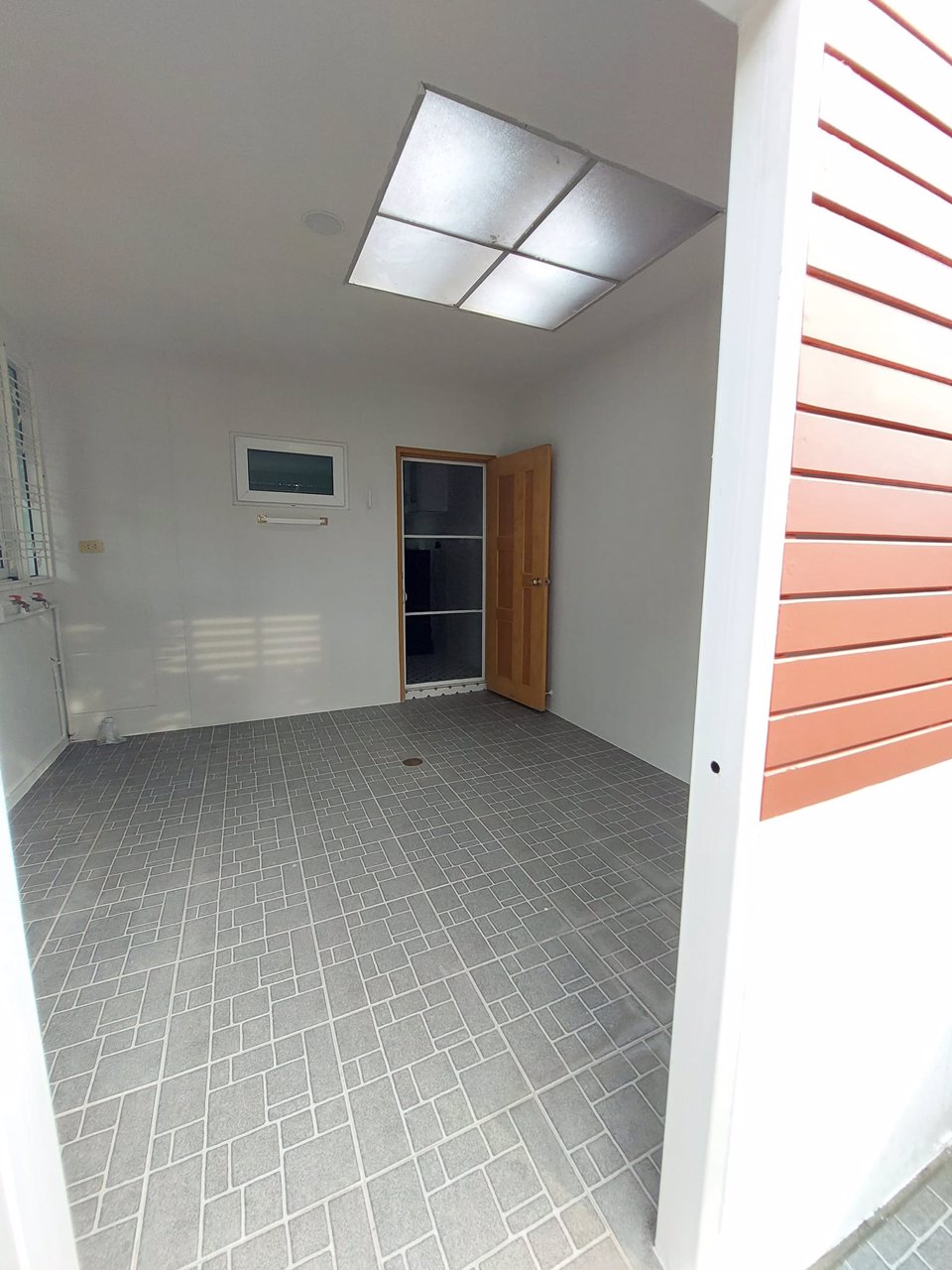 ขายบ้านเดี่ยว-2-ขั้น-หมู่บ้านอลิชา-สุขสวัสดิ์-ประชาอุทิศ-