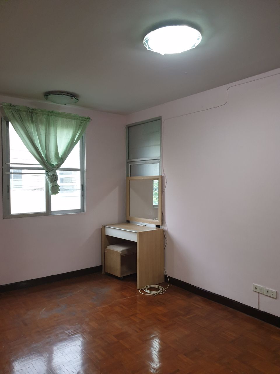 ให้เช่าทาวน์เฮ้าส์-3-ชั้น-4-นอน-สภาพดี-ในเมืองทองธานี-ใกล้ทางด่วนแจ้งวัฒนะ-townhome-for-rent