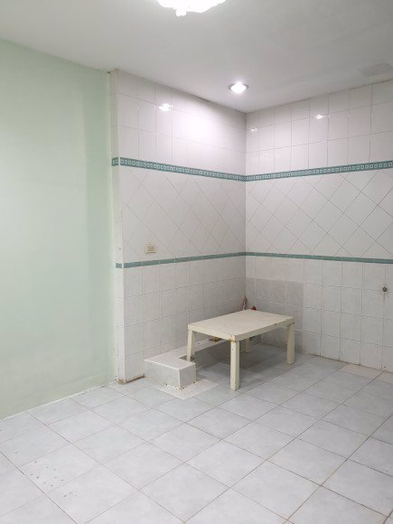 ให้เช่าทาวน์เฮ้าส์-3-ชั้น-4-นอน-สภาพดี-หมู่บ้านลูกกอล์ฟ-เมืองทองธานี-แจ้งวัฒนะ