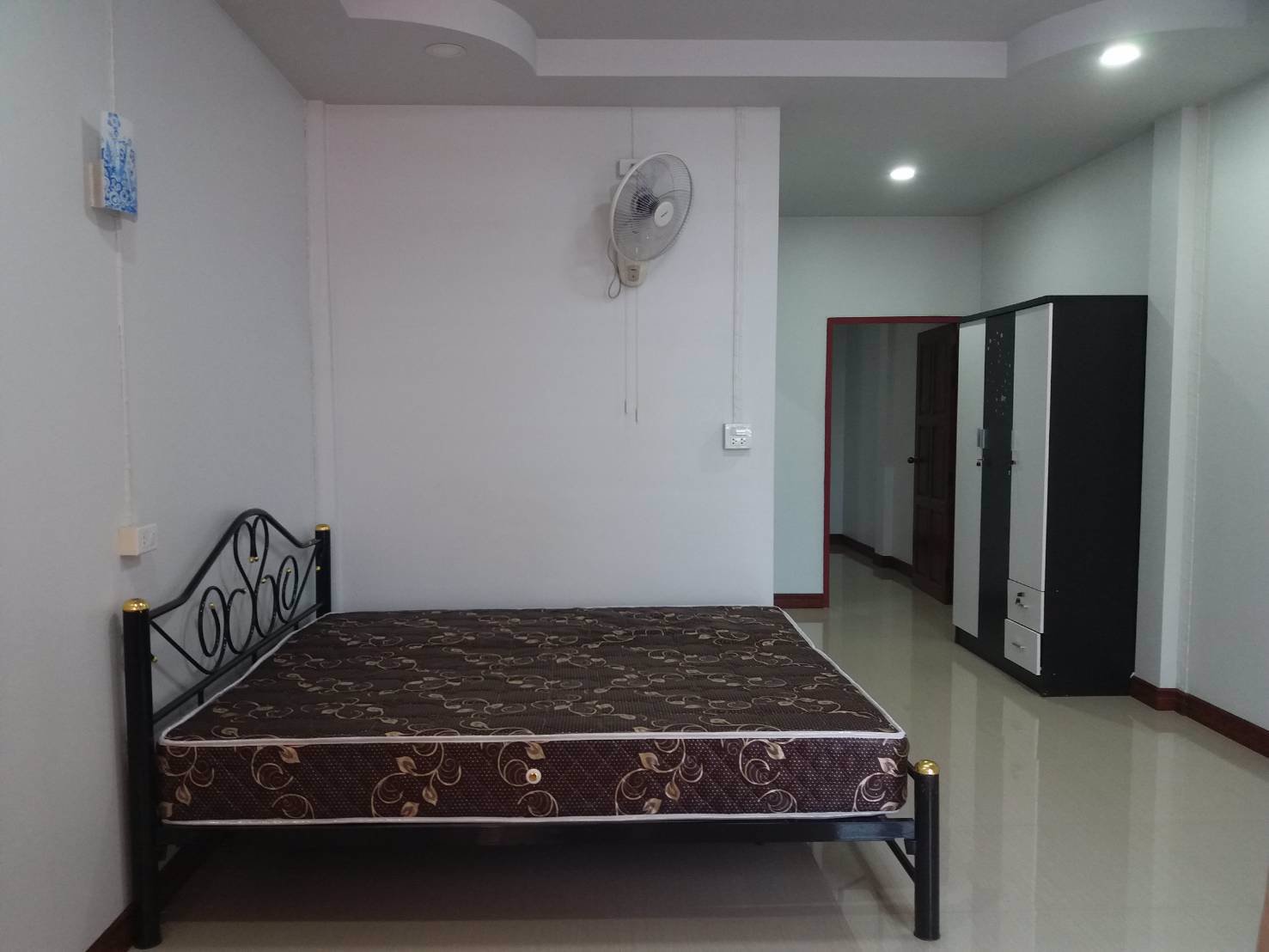 ขายทาวน์โฮม-2-ชั้น-พร้อมเฟอร์นิเจอร์