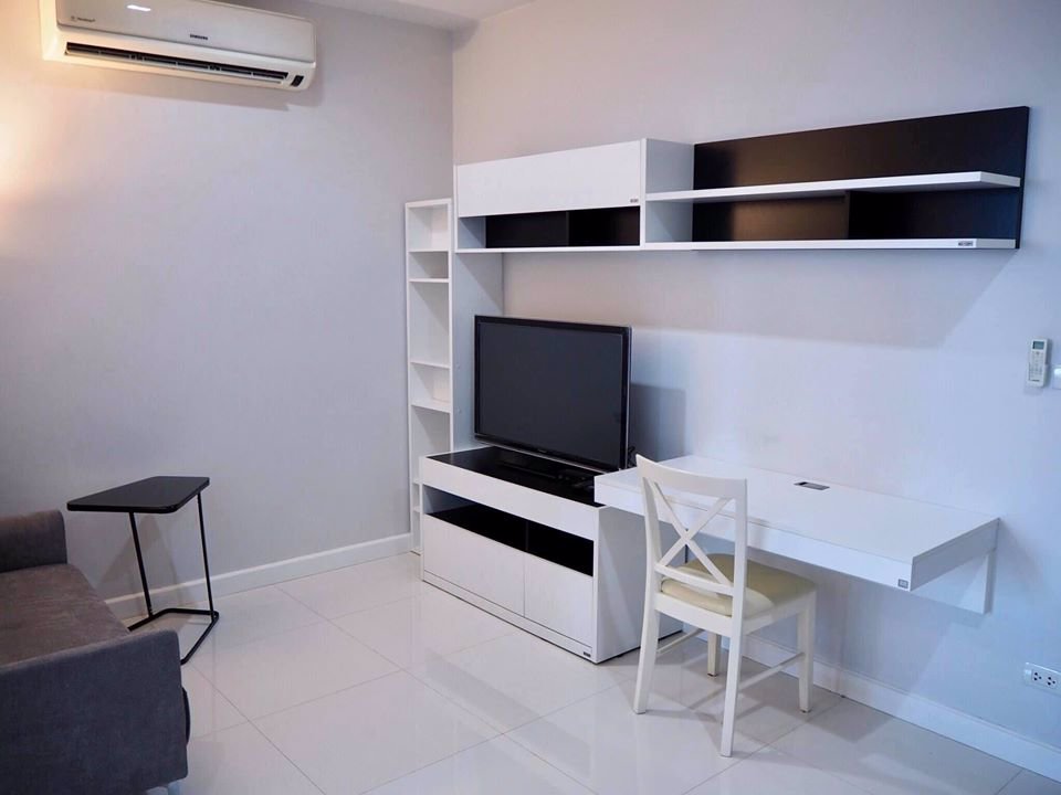 4511-ให้เช่าคอนโด-เดอะ-บลูม-สุขุมวิท-71-ตกแต่ง-เฟอร์นิเจอร์ครบ-พร้อมเข้าอยู่