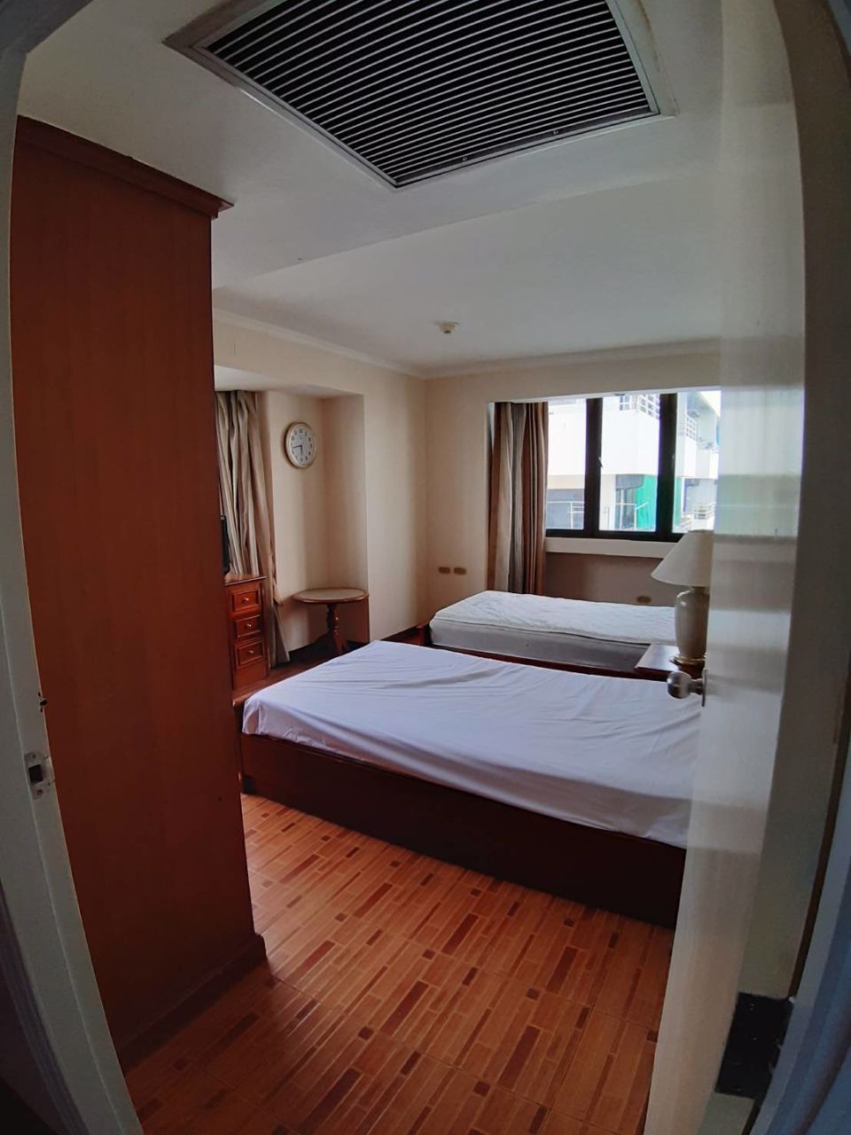 ขายคอนโด-ออมนิทาวเวอร์​-ชั้น-22-สุขุมวิท-4-​ซอยนานา-ห่าง-btsนานา-500-ม