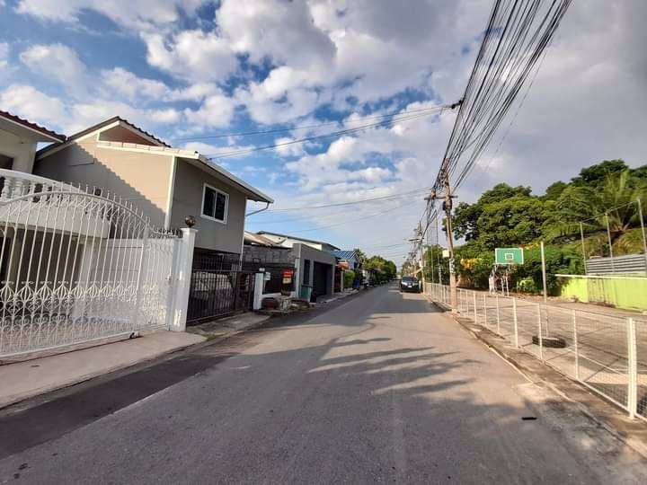 ขายทาวน์เฮ้าส์พร้อมที่ดิน-35-ตรว-หมู่บ้านปิ่นเจริญ3-ดอนเมือง-กรุงเทพฯ