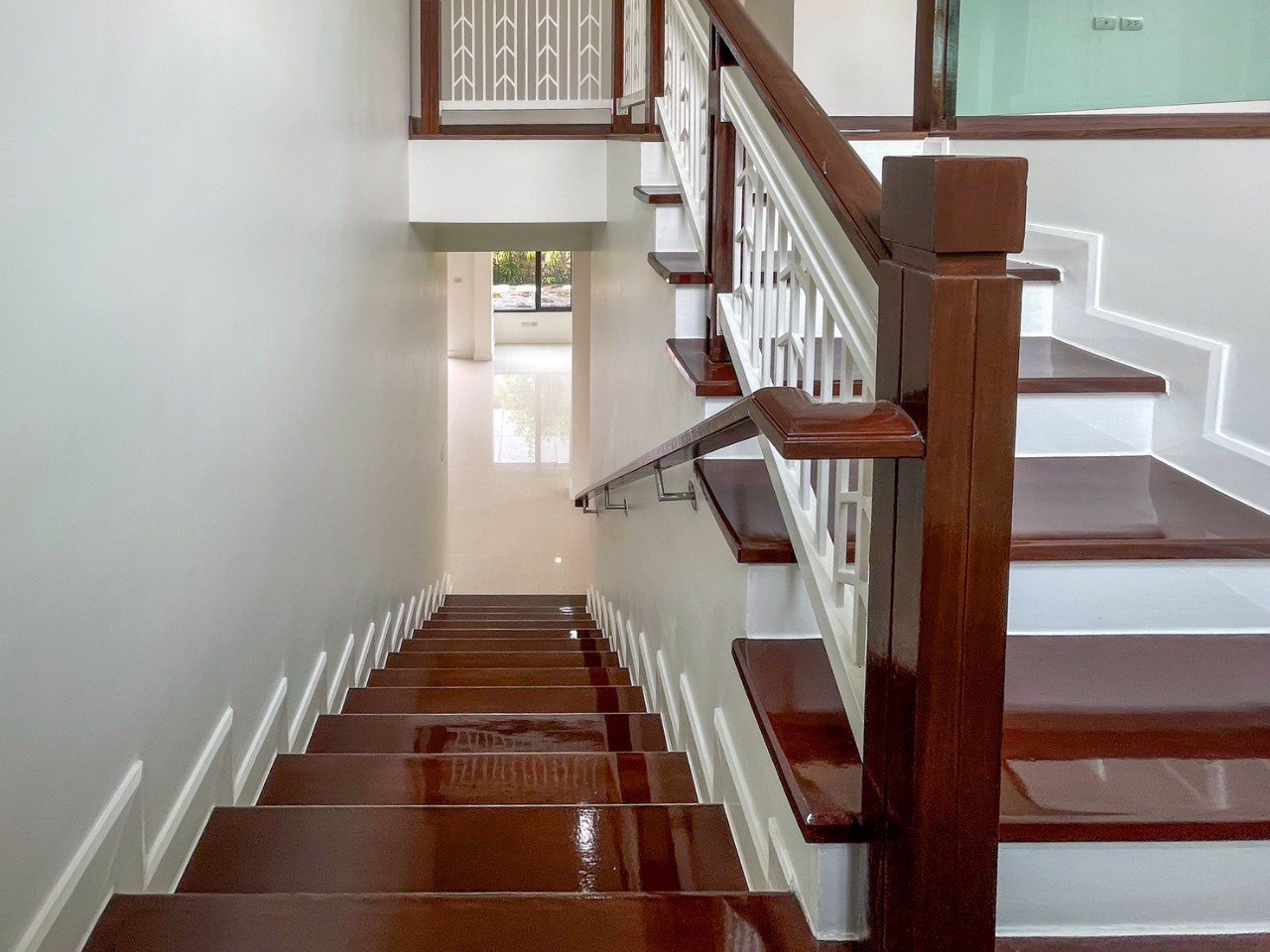 ขายบ้านเศรษฐสิริ-วัชรพล-ไซส์ใหญ่-ติดถนนสุขาภิบาล-5-ทำเลหน้าสำนักงานเขตสายไหม-เดินทางสะดวก