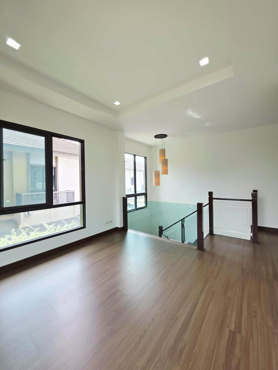 ขายบ้านเศรษฐสิริวัชรพล-ติดถนนเมนสุขาภิบาล5-หน้าสำนักงานเขตสายไหม