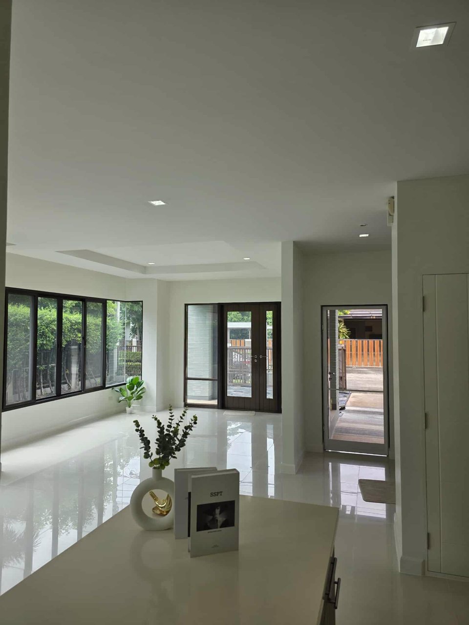 ขายบ้านเศรษฐสิริวัชรพล-ติดถนนเมนสุขาภิบาล5-หน้าสำนักงานเขตสายไหม