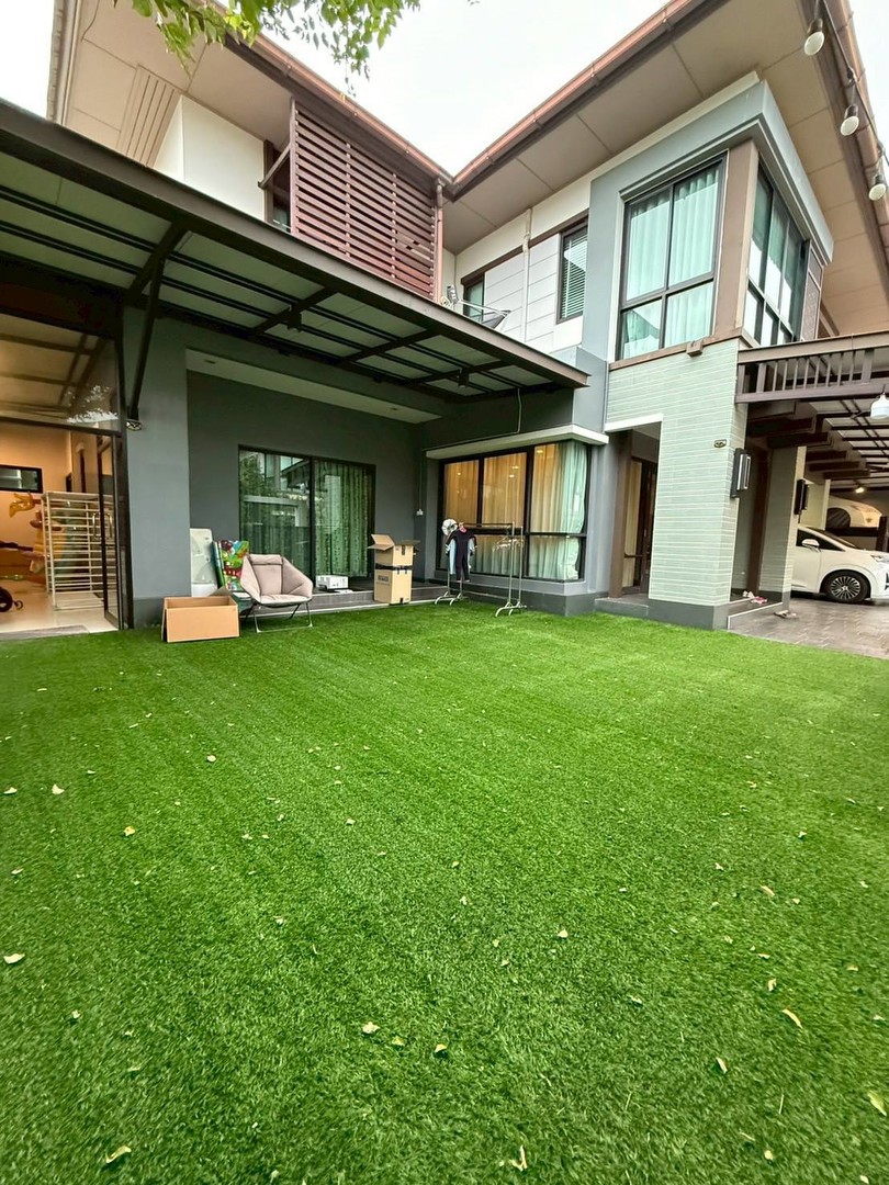 ขายบ้านเศรษฐสิริวัชรพล-ติดถนนสุขาภิบาล5-หน้าสำนักงานเขตสายไหม-แบบสี่ห้องนอน