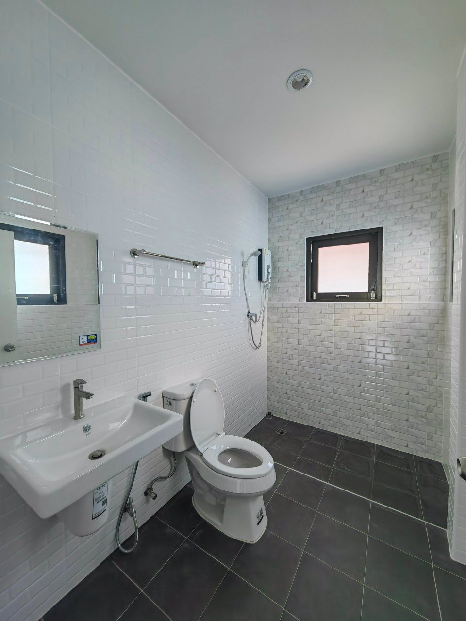 ขายบ้านเดี่ยว-2-ชั้น-หมู่บ้านลานทอง-ปากเกร็ด-บ้านสวย-ปรับปรุงใหม่ทั้งหลัง