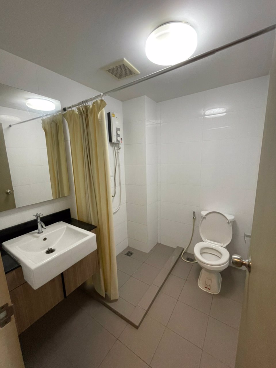 ด่วนให้เช่า-ห้อง-studio-23-ตรม-เพียง-10000-เดือน-เฟอร์นิเจอร์ครบครัน-มีเครื่องซักผ้า-รีบจองเลยค่ะ