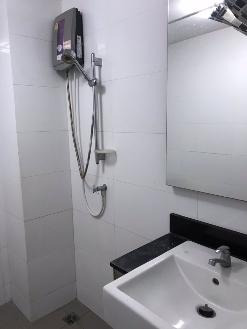 ขายคอนโดในโครงการchapter-one-the-campus-kasetขนาดห้องสตูดิโอ-23-ตรม-1-ห้องน้ำวิวนอกโครงการ-24-ลบ