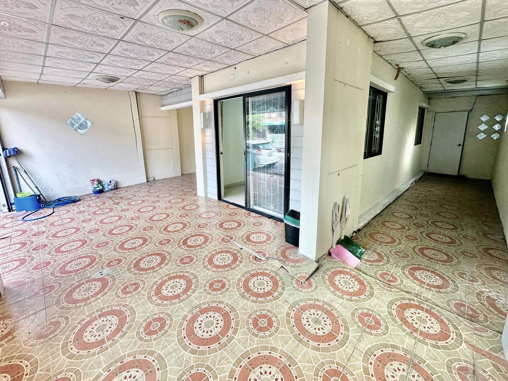 ขายถูก-หมู่บ้านพฤกษา-52-2-หลังริม-ถนนเมน