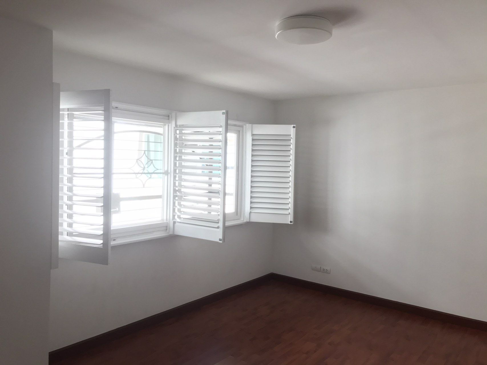 ทาวน์โฮม-3-ชั้น-บ้านสภาพใหม่-หมู่บ้านศุภาลัย-สวนหลวง-ประเวศ-ติด-ถนนเฉลิมพระเกียรติ-ร9