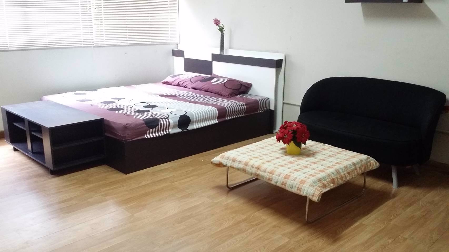 ห้องพักใหม่ป๊อปปูล่าคอนโดเมืองทองราคาถูกรายวันรายเดือน