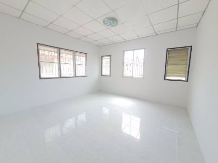 ขาย-ทาวน์โฮม-อีสเทิร์นแลนด์-แอนด์-เฮ้าส์3-ขนาด-18-ตรว-พื้นที่-80-ตรม