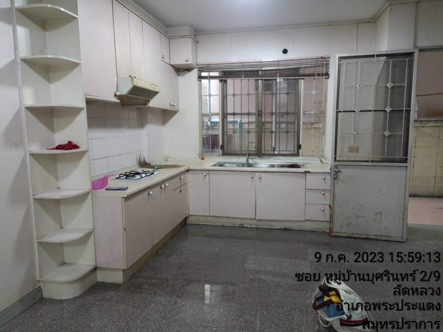 ทาวเฮ้าส์ให้เช่า-หมู่บ้านบุษรินทร์-ประชาอุทิศ129-ซอยข้างๆๆบิ๊กซีประชาอุทิศ90-