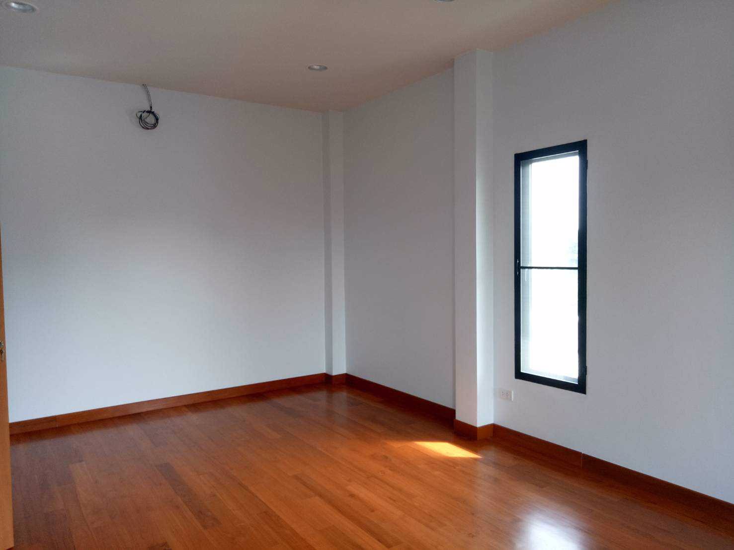 ขายบ้าน-พร้อมที่ดิน-173-ตารางวา-บางกรวย