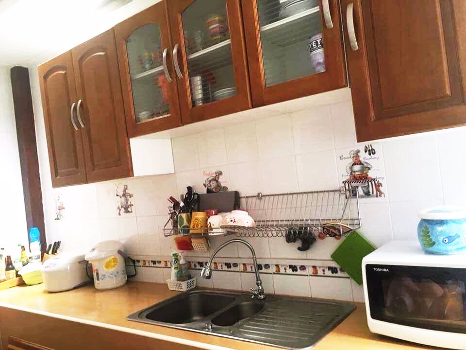 ขายทาวน์โฮม-2-ชั้น-บ้านหลังหัวมุม-หมู่บ้าน-กัสโต้-สาทร-ตากสิน