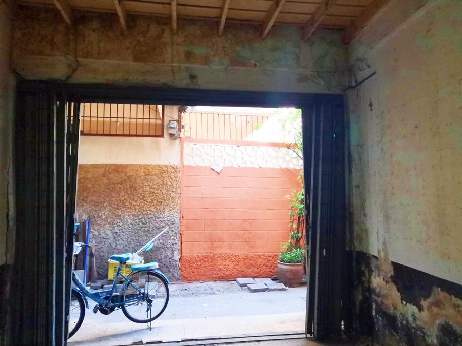 ขายตึกแถวสองชั้น-112-ตารางวา-วงเวียน22-ถนนสันติภาพ-ทำเลดีย่านค้าขาย