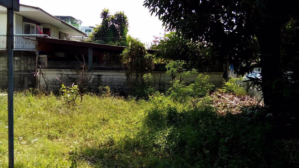 ขายที่ดินในซอยรามคำแหง-48-ใกล้เดอะมอลล์บางกะปิ-รถไฟฟ้า-2-สายผ่าน