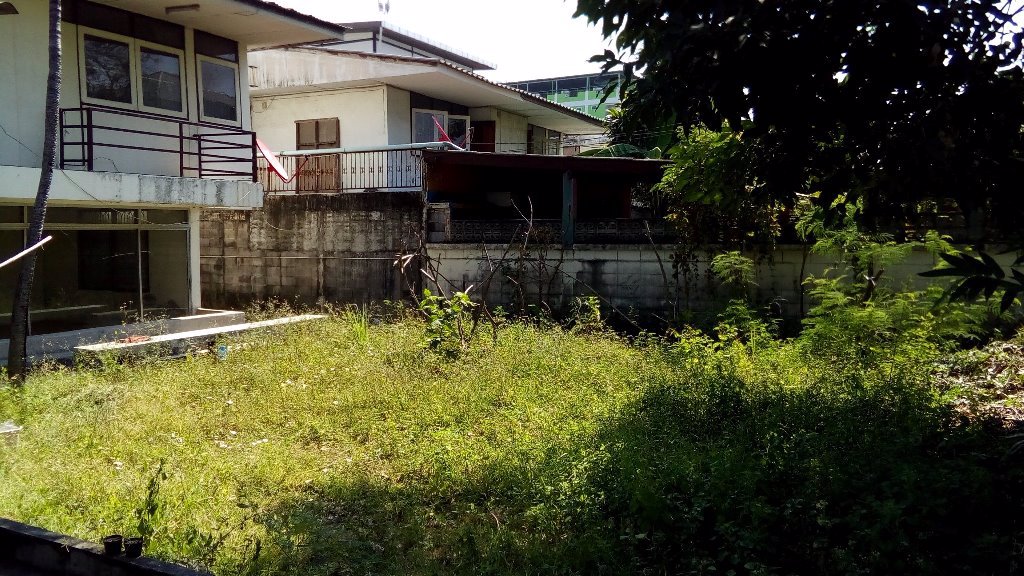 ขายที่ดินในซอยรามคำแหง-48-ใกล้เดอะมอลล์บางกะปิ-รถไฟฟ้า-2-สายผ่าน